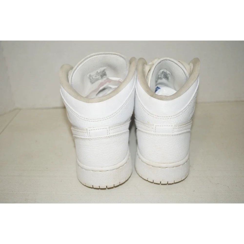 Nike Air Jordan 1 Mid GS Triple White 554725 130 Size 7Y
